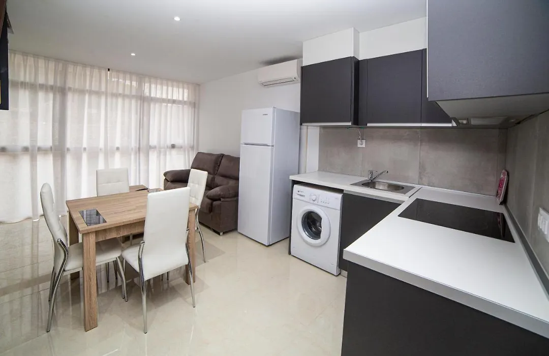 Apartamentos Turísticos Los Olivos-1