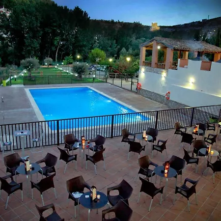 Apartamentos Turísticos Los Olivos-2